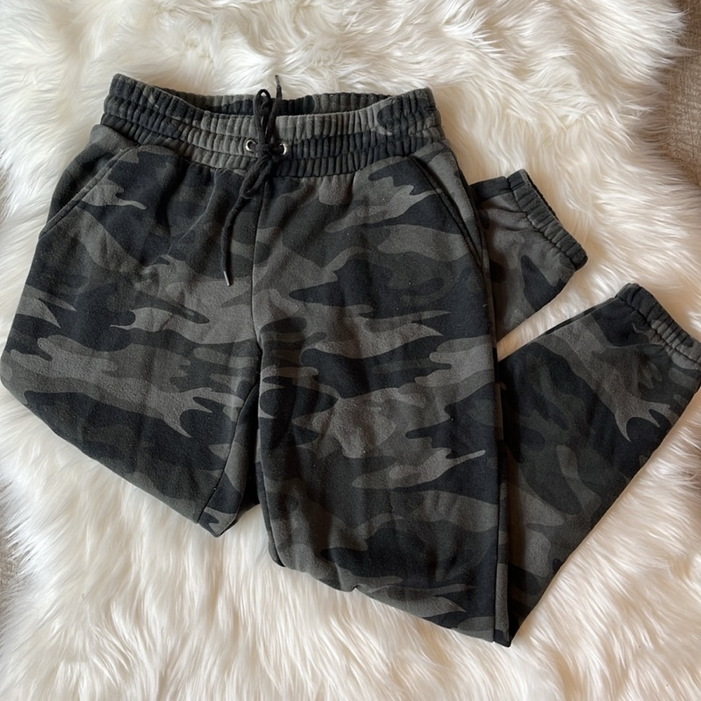 Wild Fable Camo Sweatpants XS